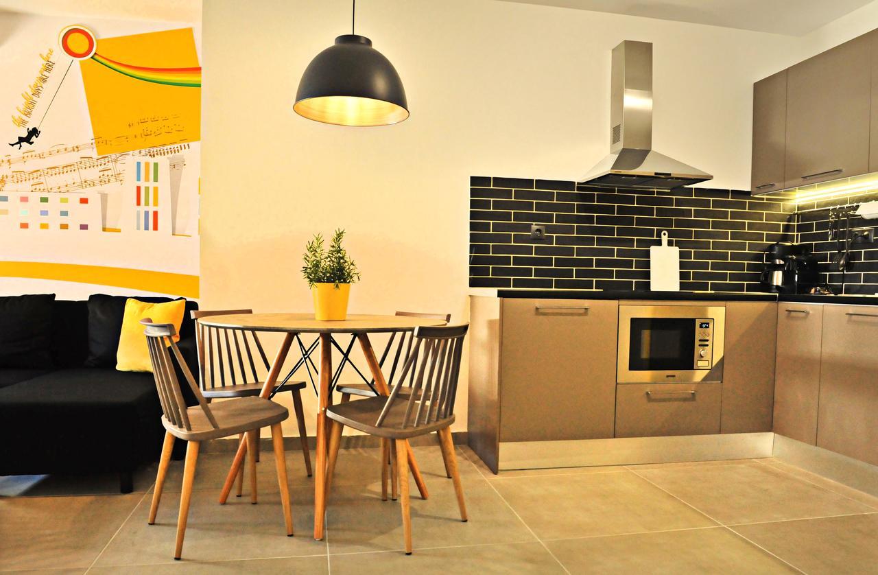 The Athenians Modern Apartments Kültér fotó